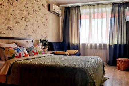 Светлая 2-комнатная в центре у ж/д вокзала на Невской