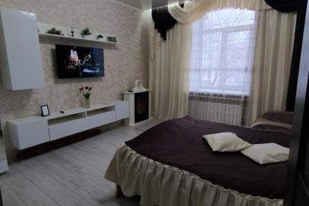 Сдам 1 комнатную возле Авиа завода гостиничную квартиру Ленинский район