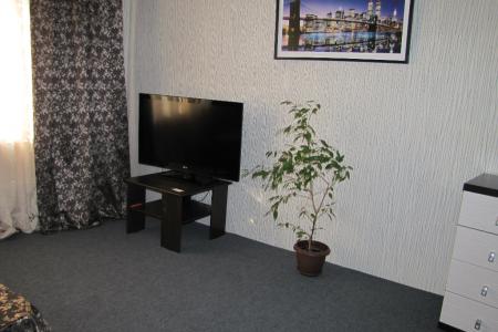 Крупногабаритная 1-я квартира