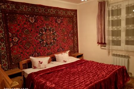 Уютная двухэтажная квартира возле парка