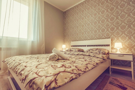 Сдается 2-х комнатная квартира в районе Ледового дворца спорта “Надым”