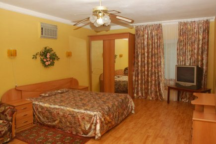 1к, Трудящихся, 3