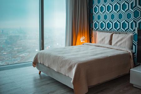 Панорамная дизайнерская студия на 75 этаже в Башне Федерация