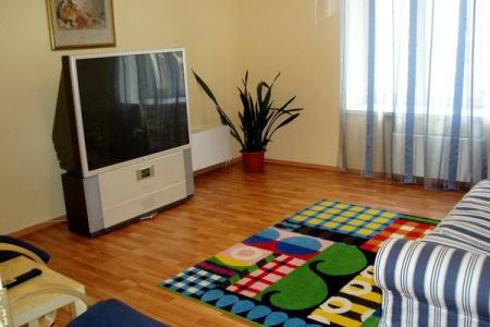 Квартира на Комарова - центр города, вся инфраструктура