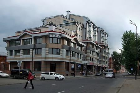 Новостройка в центре с балконом