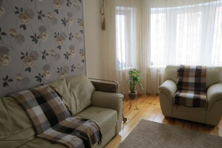 2-комн. квартира в элитном доме центр (р-н Транспортной Академии)