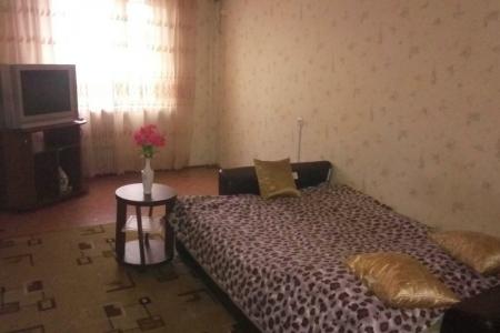 Уютная квартира на Ростовской на Левом берегу