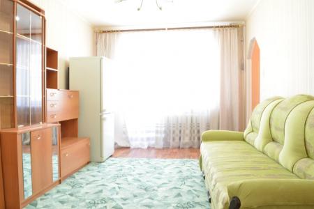 Квартира с новым ремонтом в центре