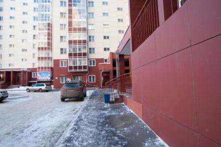 Двухкомнатная квартира. Рынок Южный. Отличная транспортная развязка.