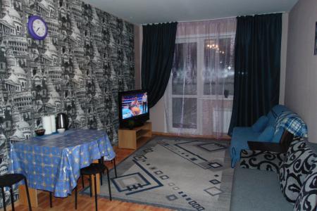 Двухкомнатная квартира возле магазина НОРД-ВЕСТ