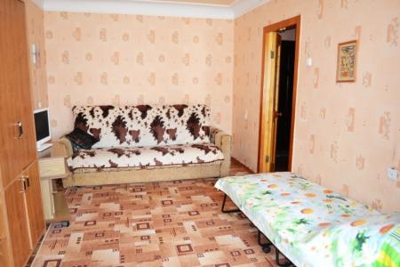 Уютная 1-квартира в центре г.Шахты