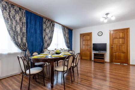 Пять Звёзд Карла Маркса 175