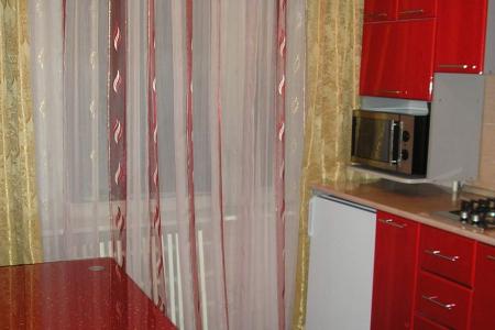 Сдаю на сутки.Скидки от3х суток.Командированным отчетные документы.