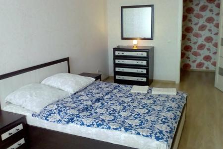 Однокомнатная квартира в жилом комплексе "Пять звезд"