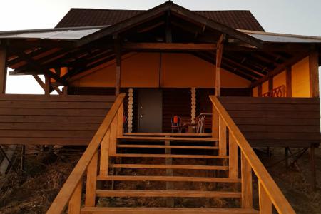 Большой дом с баней