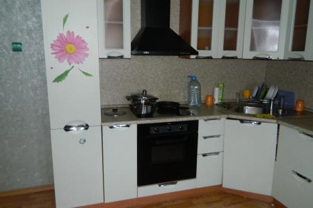 Двухкомнатная квартира возле магазина Лабаз.Недалеко от Сити-цетра.