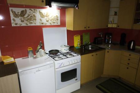 Уютный гостевой дом в черте города,рядом магазины и кафе.