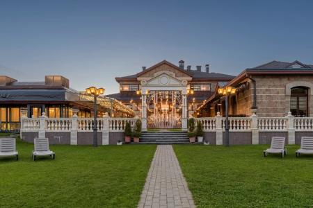 Роскошный дворец для вашего торжества