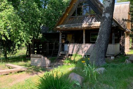 Дом на берегу Волги