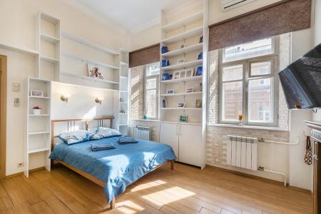 Уютная квартира в центре города метро в 2 минутах