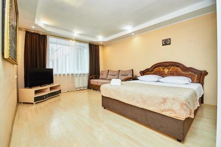 Сдам 1к квартиру на часы и сутки по адресу г. Томск, пер. Тихий, д. 17