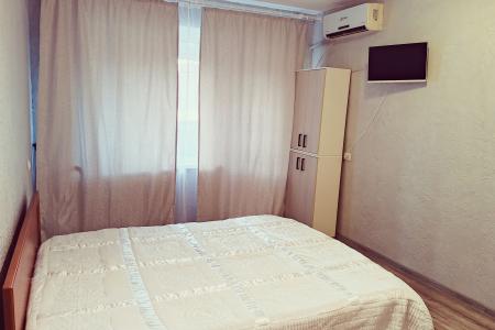 Сдаю посуточно 1 комн. в центре Керчи, ул.Свердлова