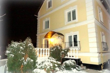Коттедж по Варшавскому шоссе для компании до 25 человек
