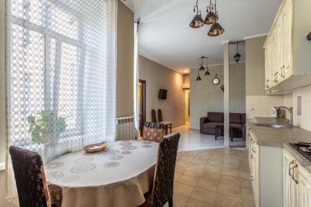 Уютная квартира в тихом Центре с видом на собор!