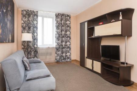 "Этажи" - 2-ком. кв. Белинского, 86