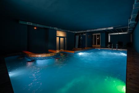 Свадьба под ключ в свадебном лофте с банкетом до 100 гостей и без ограничений по шуму