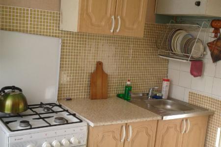 Двухкомнатная квартира около ж.д.вокзала