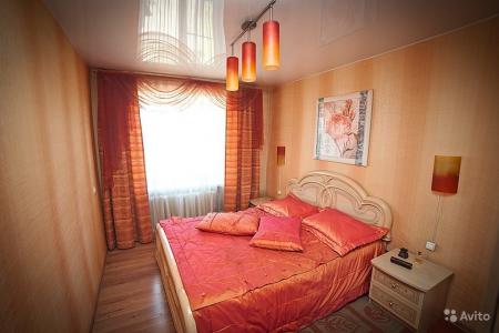 Двухкомнатная квартира на Саянах в центре Города возле Русского Драматического Театра