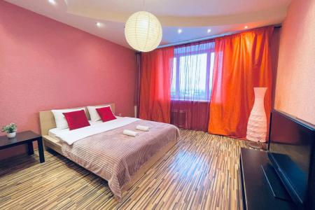 MAXI Люкс на Колхозной 18