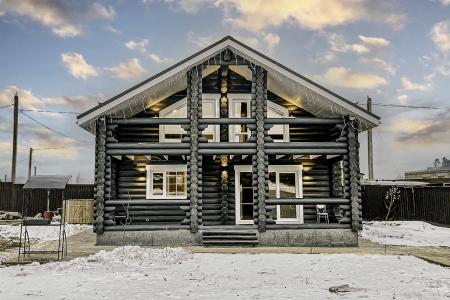 Двухэтажный дом с баней и тёплым бассейном, всего 25 км от СПб