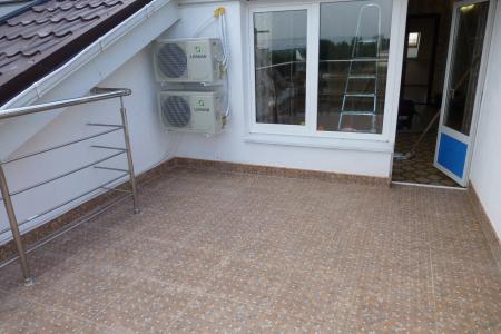 3 комнатная квартира с удобствами после ремонта до пляжа 800 м