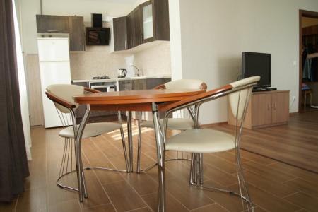 Центр города. Квартира-студия с панорамным видом в новом доме