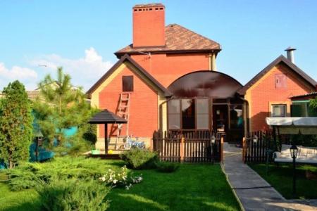 Аренда дома с бассейном