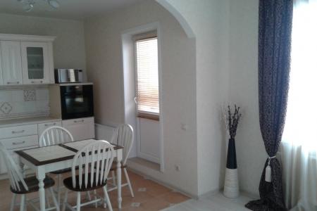 Двух комнатная Элит на Собрной