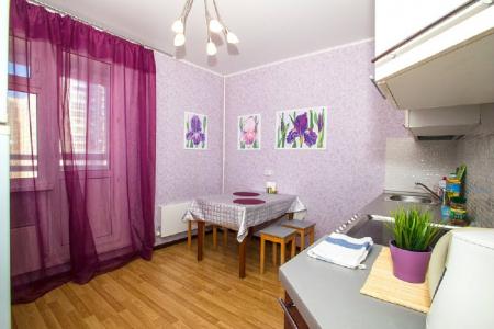 Двухкомнатная у м.Планерная