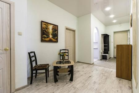 2 к. квартира у Стрелки Васильевского острова