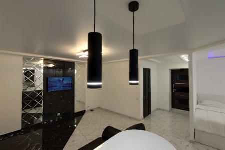 Сдам посуточно стильную студию в центре