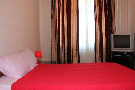 Сдаю квартиру в новом доме по ул .Терновского 214 у м-на КУБ-СПАР