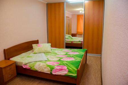 Сдается чистая, уютная, квартира с евро-ремонтом для командировочных!