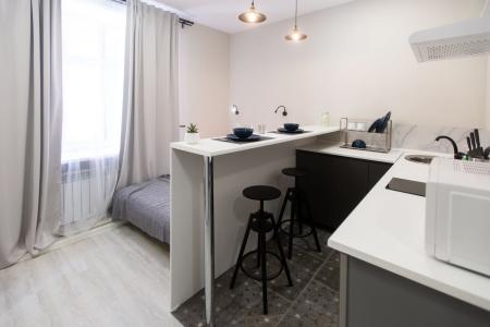 Студия в центре города, в историческом здании с хорошим ремонтом