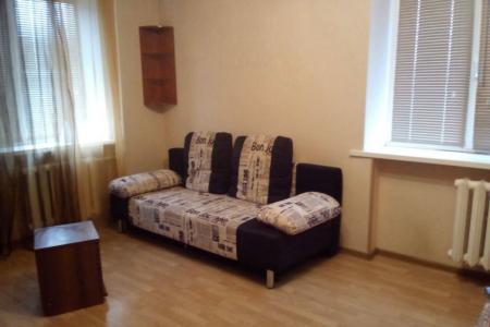 1-ая кв, 5-мин. до ЖД-вокзала,ТЦ Ворошиловский