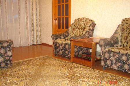 3-х комнатная благоустроенная квартира.Посуточно и на длительный срок.