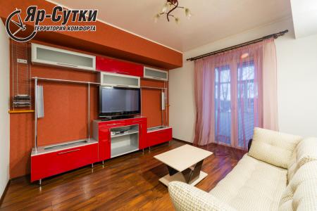 2-комн. квартира с евроремонтом в историческом центре Ярославля.  Без комиссии.  Фотографии реальные