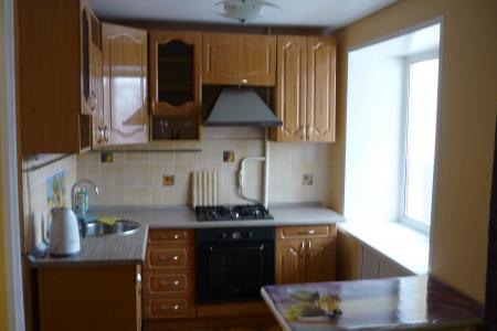 1-комнатная квартира возле гипермаркета "Виват".