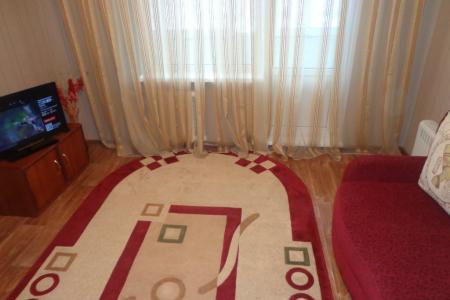 Сдаю квартиры 1-2 комн. посуточно.