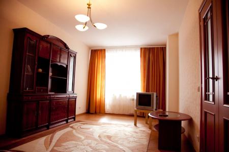 Сдаю 2-х ком. евро-квартиру посуточно